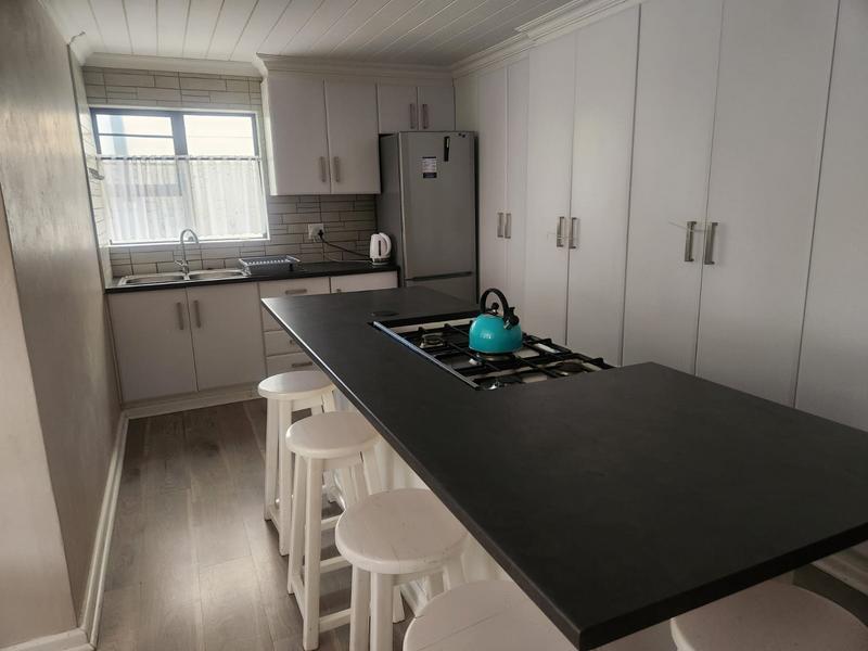 To Let 3 Bedroom Property for Rent in Herolds Bay Western Cape
